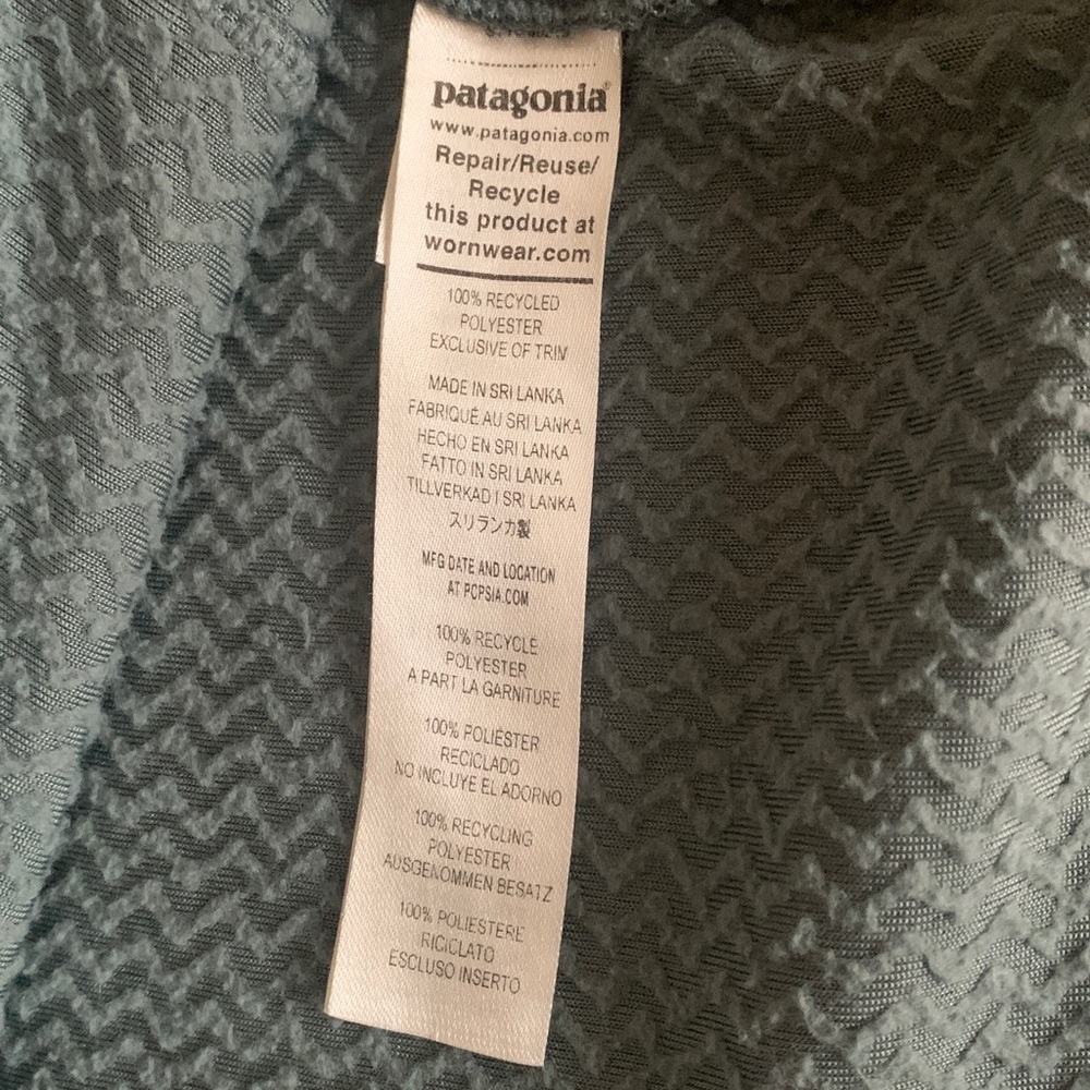 Patagonia Mens R1 Air Zip Neck Fleece Noveau Green Sz XL - Picture 10 of 12